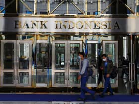 Indonesia central bank hold rates, monitoring inflation risks