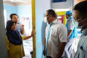 夫妇冠病检测呈阴  雪大臣持续居家办公