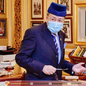 Get booster shots, stay vigilant despite fully vaccinated — Selangor Sultan