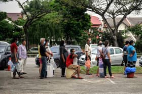 Operator air negeri lain hantar lori tangki ke premis kritikal