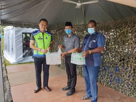 PKPB: ADN Sungai Kandis sumbang pelitup muka, makanan kepada petugas