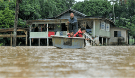 Total flood victims still above 40,000 this evening
