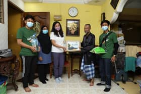 Air Selangor serah bekalan makanan, bantu 100 penduduk miskin