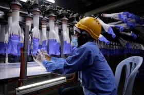 Govt appreciates Top Glove's job offers, reminds to emphasise on workers' safety, wellbeing