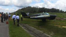 Enjin rosak punca pesawat ringan mendarat cemas di Lebuh Raya Plus