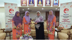 Pekawanis serah lebih RM30,000 bantu Syria Care