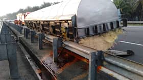 Kemalangan lori minyak sawit: Luas bertindak segera elak henti tugas LRA