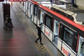 Pas bulanan tanpa had bernilai RM5 untuk pelajar, OKU diperkenal