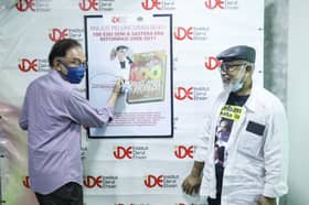 Jangan pinggirkan bahasa, budaya dan sastera - Anwar