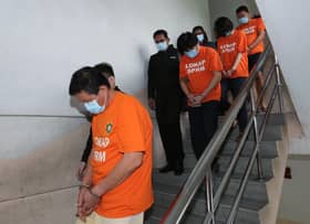 Empat individu termasuk pengarah dua syarikat import daging beku direman