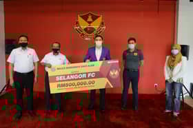 Tengku Amir Shah retains FAS presidency