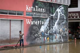 Banjir belum surut, peniaga nasi campur hilang punca rezeki
