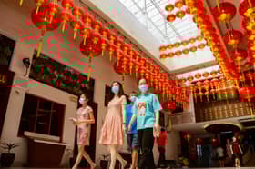 Tanpa tarian singa, Tahun Baharu Cina disambut meriah di Sabah, Sarawak