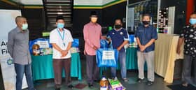 Mais contributes basic food items to KLIA limo drivers