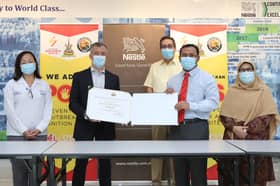  Dua usaha Selangor: POIS bendung wabak di tempat kerja, Selvax tingkat imuniti penduduk