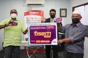 Pelajar B40 Sungai Buloh terima tajaan ulang kaji percuma dalam talian