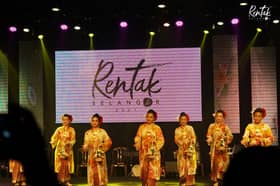 Bina pentas di desa bantu penggiat seni jana pendapatan