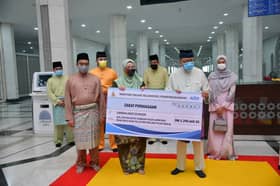 Selangor Sultan receives RM3.6 mln in business tithe from two corporations
