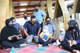 Bantuan RM10,000 naik taraf perpustakaan mini rumah pangsa AU2