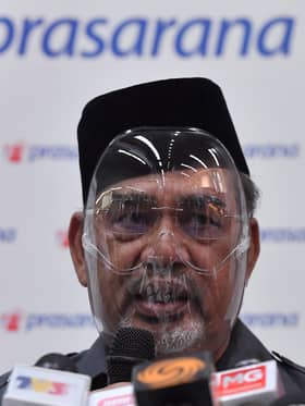 Tajuddin issued RM1,500 compound for not wearing face mask at press conference