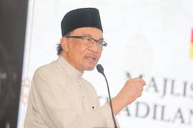 Israel serang Palestin: Anwar gesa Putrajaya, OIC suarakan bantahan