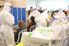 Total lockdown: Residents outside of Klang come forward for Covid-19 mass testing