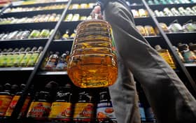 KPDN: Harga runcit minyak masak sawit dalam botol kekal
