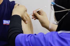 Suntikan vaksin harian hampir 200,000 dos semalam, Selangor tertinggi