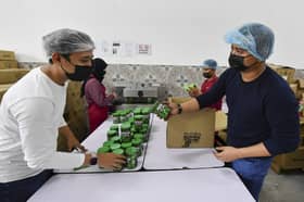 Pasangan suami isteri buka kilang biskut, bantu individu hilang kerja