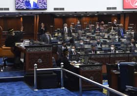 Sidang Parlimen ditangguh lagi, dua didapati positif Covid-19
