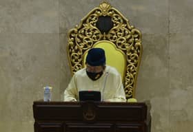 Selangor Ruler: Aid from state govt help ease Covid-19 burden