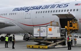 Petugas tempuh perjalanan mencabar bawa vaksin CanSino ke pedalaman Kalabakan