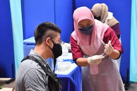 Teliti pendekatan terhadap guru tolak vaksin, jamin tidak beban pengajar lain