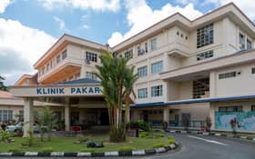 Pesakit Covid-19 gembira peluk Islam di katil hospital