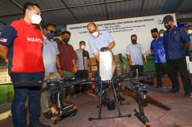 Selangor sumbang dron RM75,000 mudahkan sembur racun, baja padi