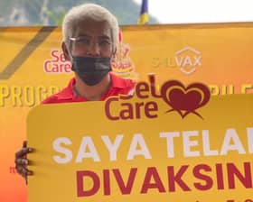 Warga emas buang stigma negatif, terima suntikan vaksin Covid-19