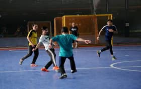 Kemudahan sukan jadi tumpuan semula, penggemar futsal teruja