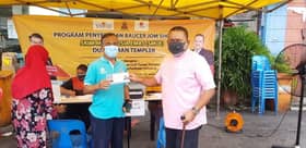 Lebih 1,000 warga Taman Templer terima manfaat baucar Jom Shopping