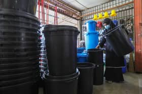 Penduduk mula beli bekas simpanan air, harga kekal