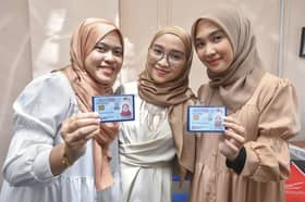 Women swapped at birth get new identity cards
