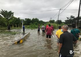 Govt agrees to give emergency leave to civil servants affected by floods— PM