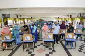Lapan sekolah Kafa-i dapat komputer sumbangan MBI