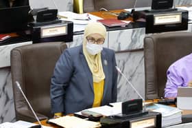 Nearly half of Selangor state civil servants are women appointed based on performance