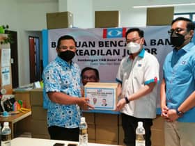 KEADILAN Selangor sumbang 1,000 bakul makanan untuk mangsa banjir di Johor