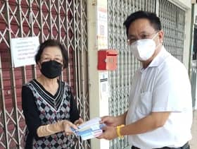 600 penduduk Pandamaran terima baucar Jom Shopping Tahun Baharu Cina