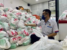 Rawang rep distributes RM100 shopping vouchers to help constituents prepare for CNY