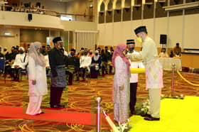 153 individu dari tujuh daerah dikurnia pingat kebesaran Sultan Selangor