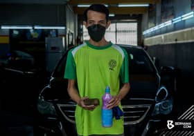 Buta, namun cekap kilatkan rim dan tayar kenderaan