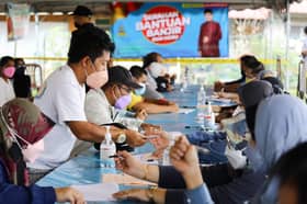 Nearly 14,000 flood victims in Klang receive BSB cash aid