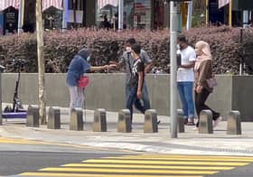 Wartawan buat ujian sosial sebagai pengemis, kutip RM147 dalam dua jam